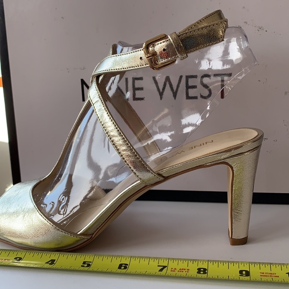 Nine West Light Gold heel - Picture 7 of 7